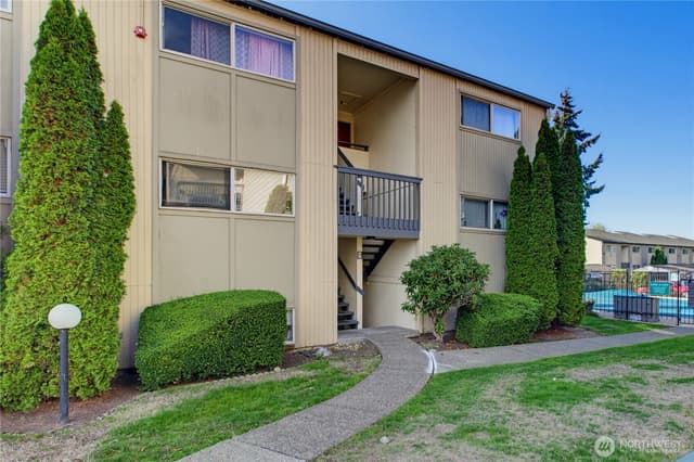 Property photo for 31003 14th Avenue S #G8, Federal Way