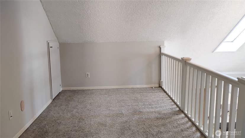 Property photo for 6502 Avondale Road SW, Lakewood photo 28
