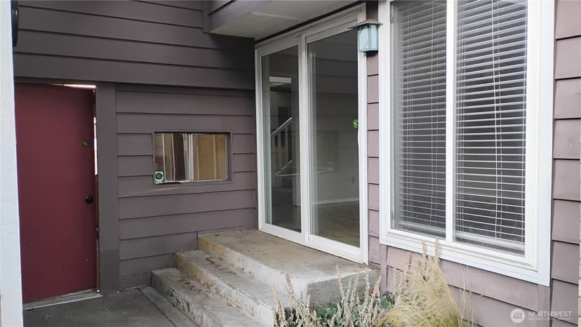 Property photo for 6502 Avondale Road SW, Lakewood photo 38