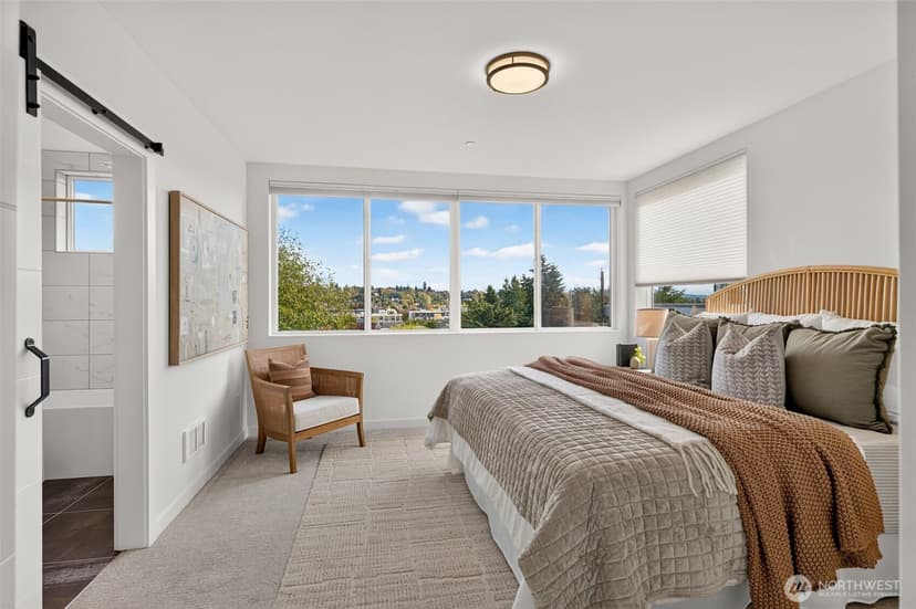 Property photo for 1615 S State Street, Seattle photo 18