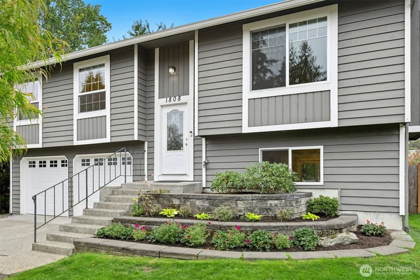 Property photo for 1808 225th Street SE, Bothell photo 2