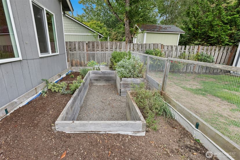 Property photo for 1808 225th Street SE, Bothell photo 28