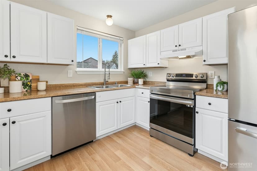 Property photo for 1808 225th Street SE, Bothell photo 12