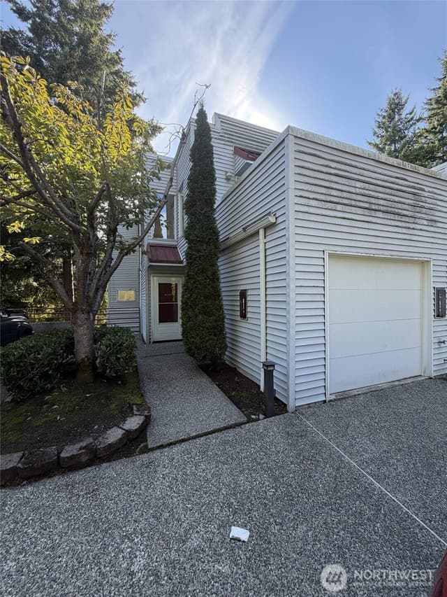 Property photo for 442 4th Avenue #442, Kirkland photo 2