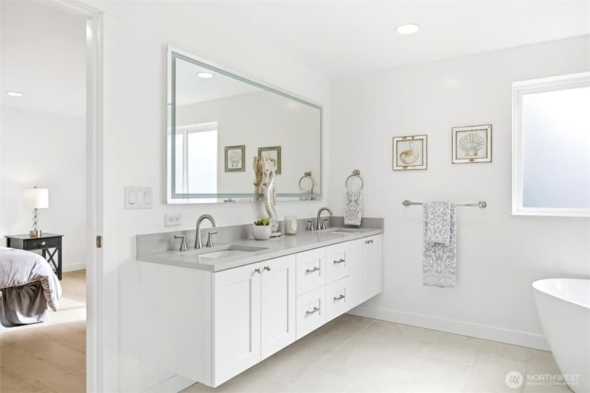Property photo for 8205 SE 71st Street, Mercer Island photo 15