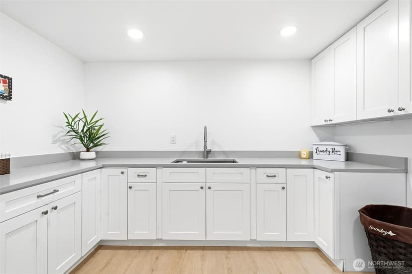 Property photo for 8205 SE 71st Street, Mercer Island photo 26