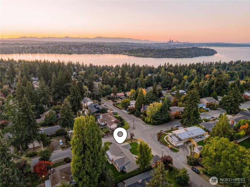 Property photo for 8205 SE 71st Street, Mercer Island photo 39