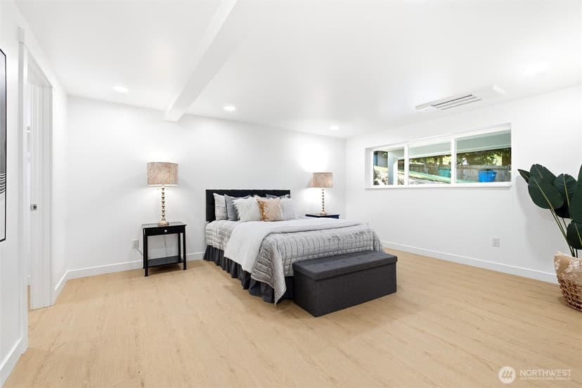 Property photo for 8205 SE 71st Street, Mercer Island photo 29