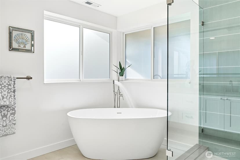 Property photo for 8205 SE 71st Street, Mercer Island photo 16