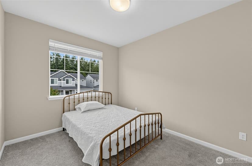 Property photo for 12911 Emerald Ridge Boulevard E, Puyallup photo 17