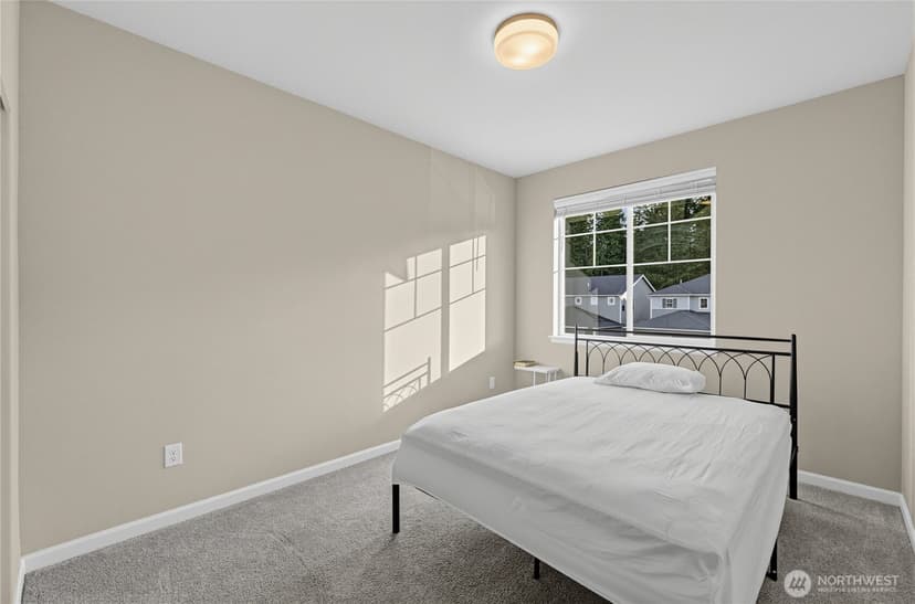 Property photo for 12911 Emerald Ridge Boulevard E, Puyallup photo 18