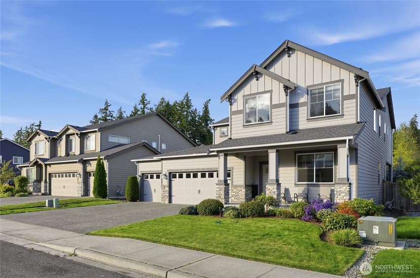Property photo for 12911 Emerald Ridge Boulevard E, Puyallup photo 2