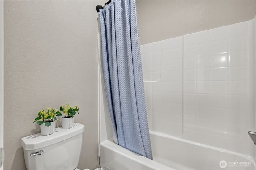 Property photo for 12911 Emerald Ridge Boulevard E, Puyallup photo 20
