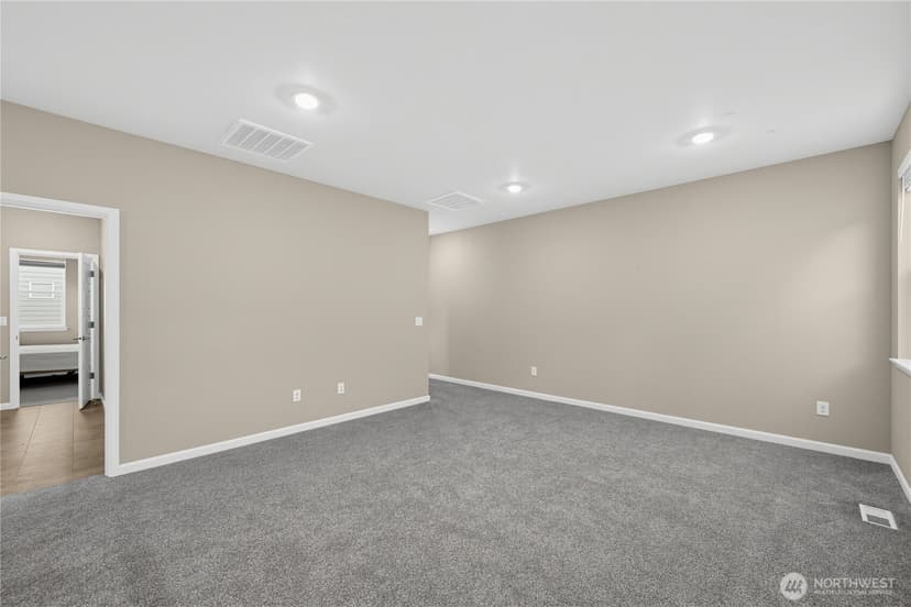 Property photo for 12911 Emerald Ridge Boulevard E, Puyallup photo 19