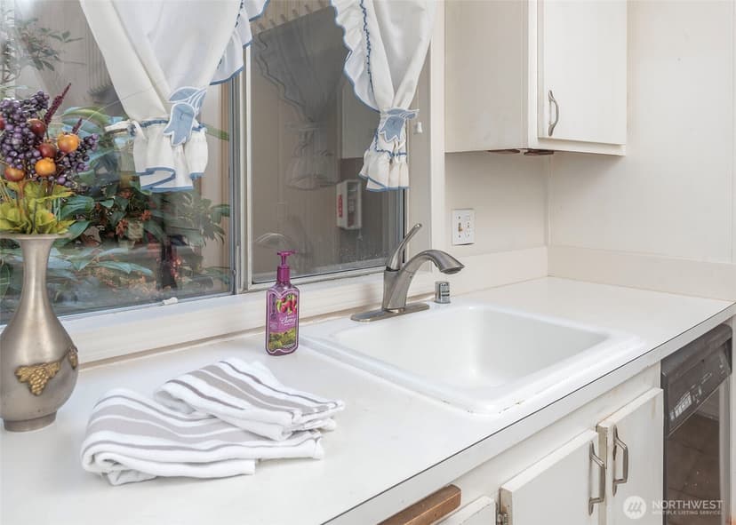 Property photo for 4805 180th Street SW #F108, Lynnwood photo 8