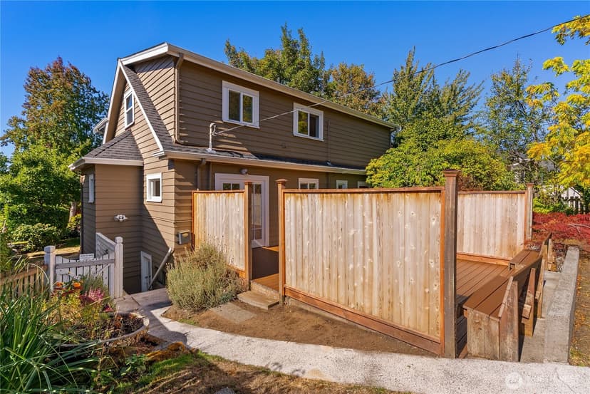 Property photo for 5436 44th Avenue SW, Seattle photo 21
