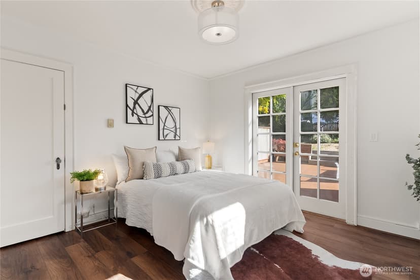 Property photo for 5436 44th Avenue SW, Seattle photo 12