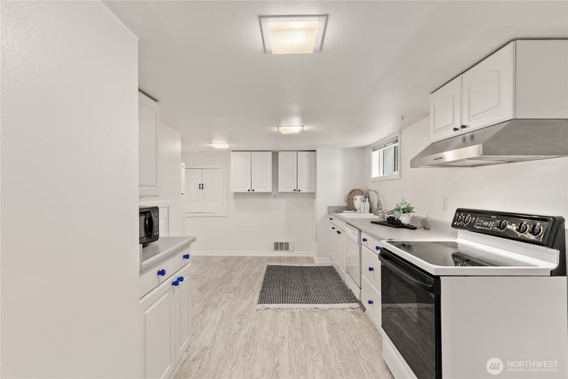 Property photo for 5436 44th Avenue SW, Seattle photo 26