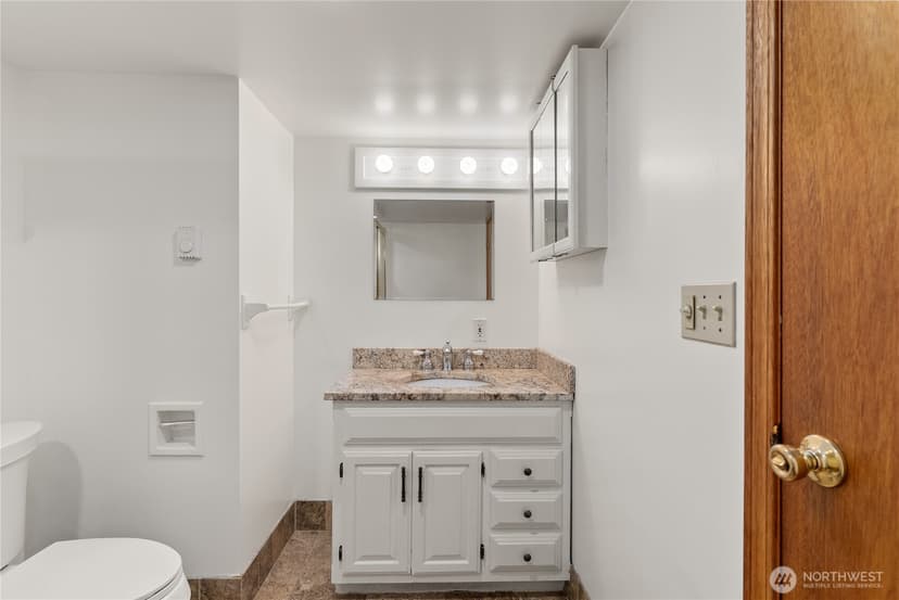 Property photo for 5436 44th Avenue SW, Seattle photo 29