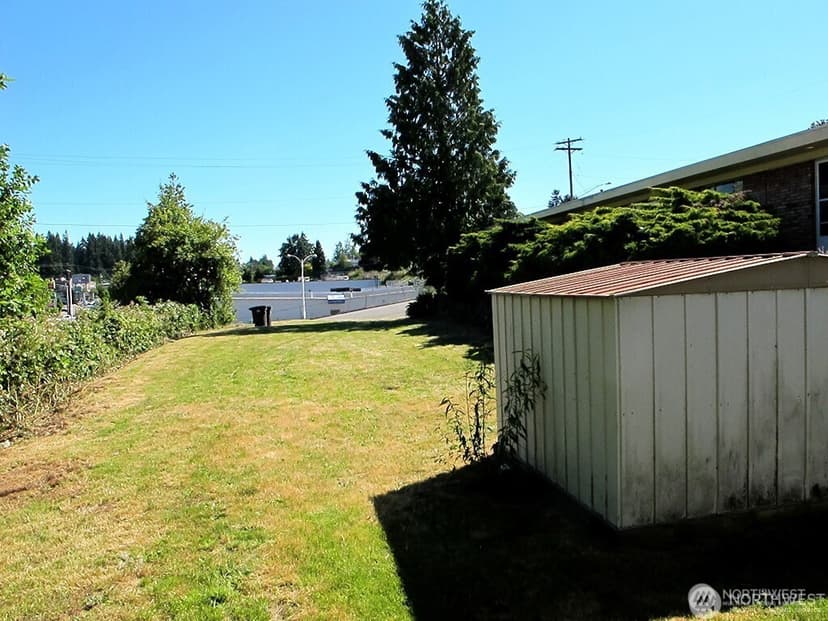 Property photo for 4827 Vesper Drive, Everett photo 5