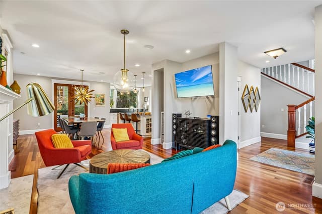 Property photo for 7725 16th Avenue NE, Seattle photo 5