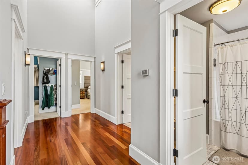 Property photo for 7725 16th Avenue NE, Seattle photo 16