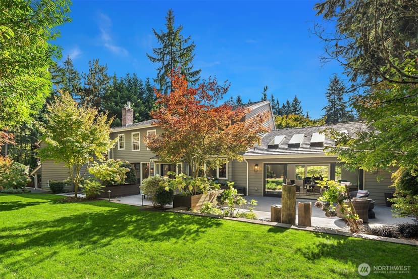 Property photo for 12750 NE 35th Place, Bellevue photo 27