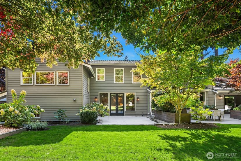 Property photo for 12750 NE 35th Place, Bellevue photo 31
