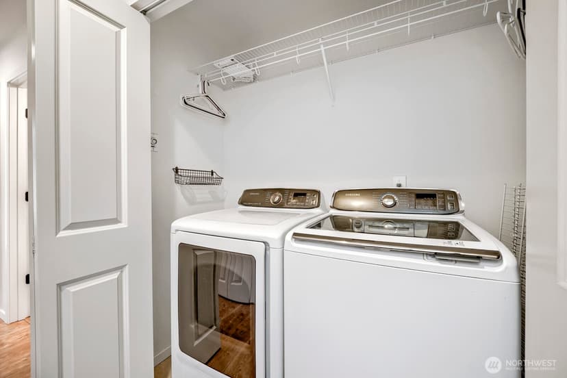 Property photo for 5206 Delridge Way SW #B, Seattle photo 26