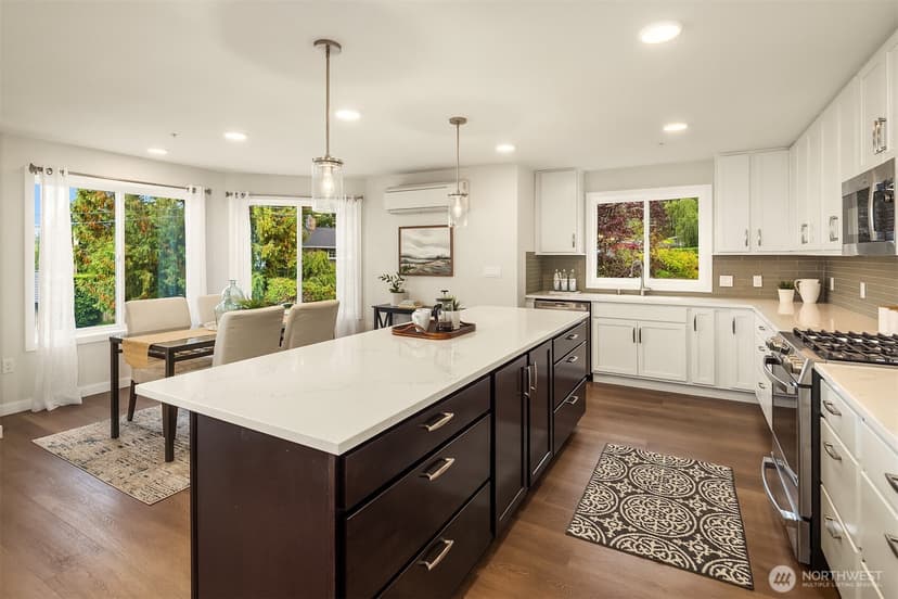 Property photo for 554 Paradise Lane #C202, Edmonds photo 10