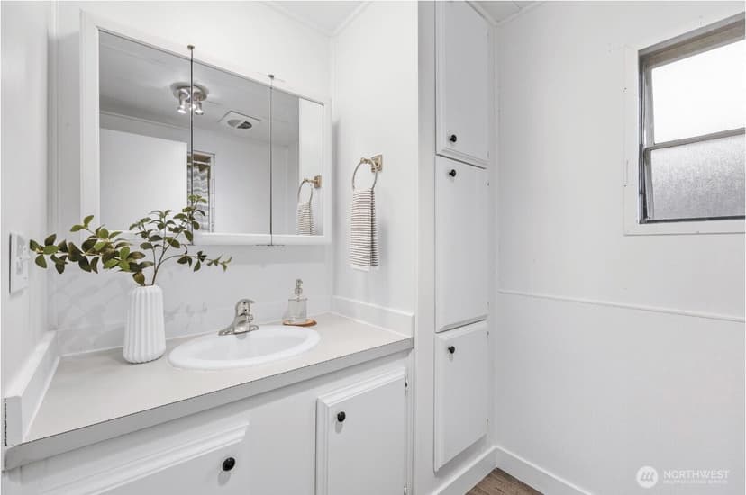 Property photo for 7031 NE 175th Street #47, Kenmore photo 24