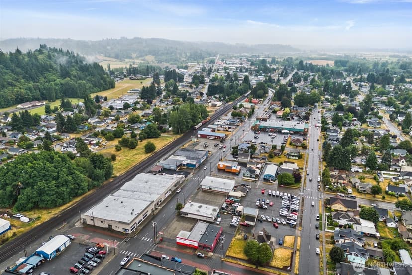 Property photo for 300 S Tower Avenue, Centralia photo 9