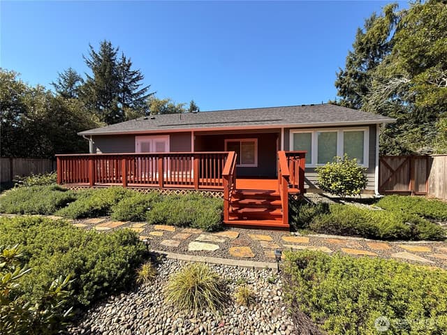 Property photo for 454 Sextans Avenue SW, Ocean Shores photo 2