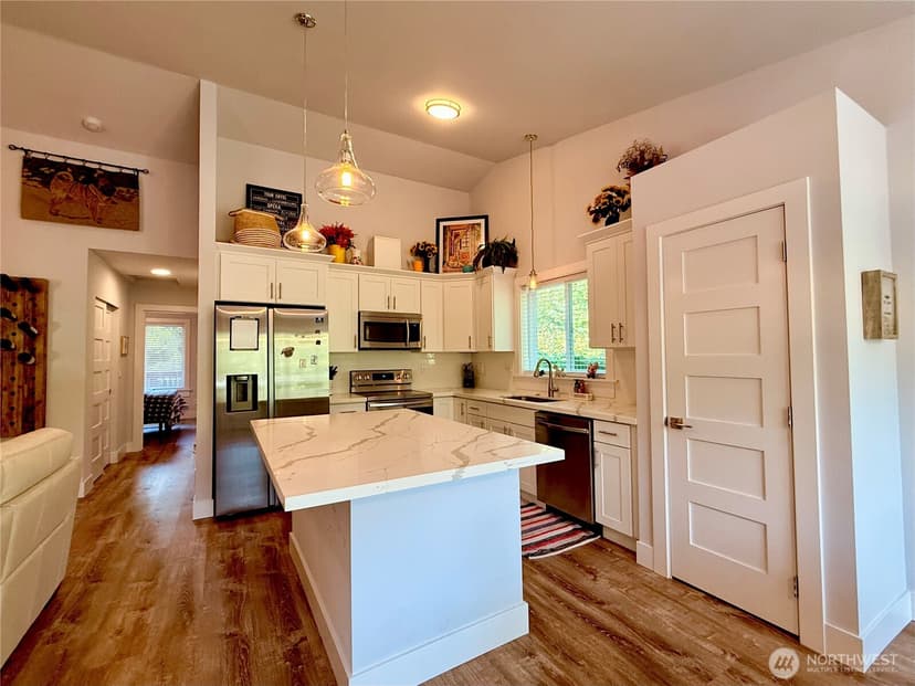 Property photo for 454 Sextans Avenue SW, Ocean Shores photo 23