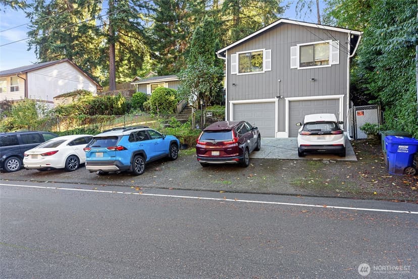 Property photo for 4521 Grand Avenue, Everett photo 2