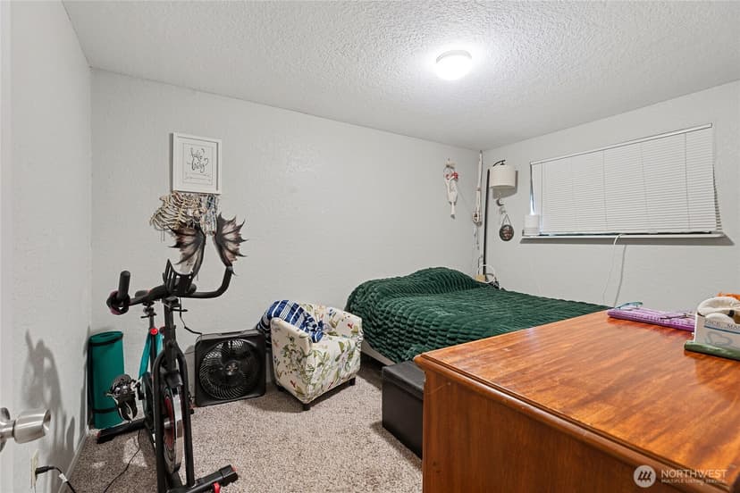 Property photo for 4521 Grand Avenue, Everett photo 6