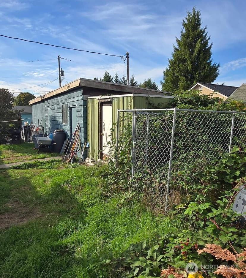 Property photo for 12252 45th Avenue S, Tukwila photo 10