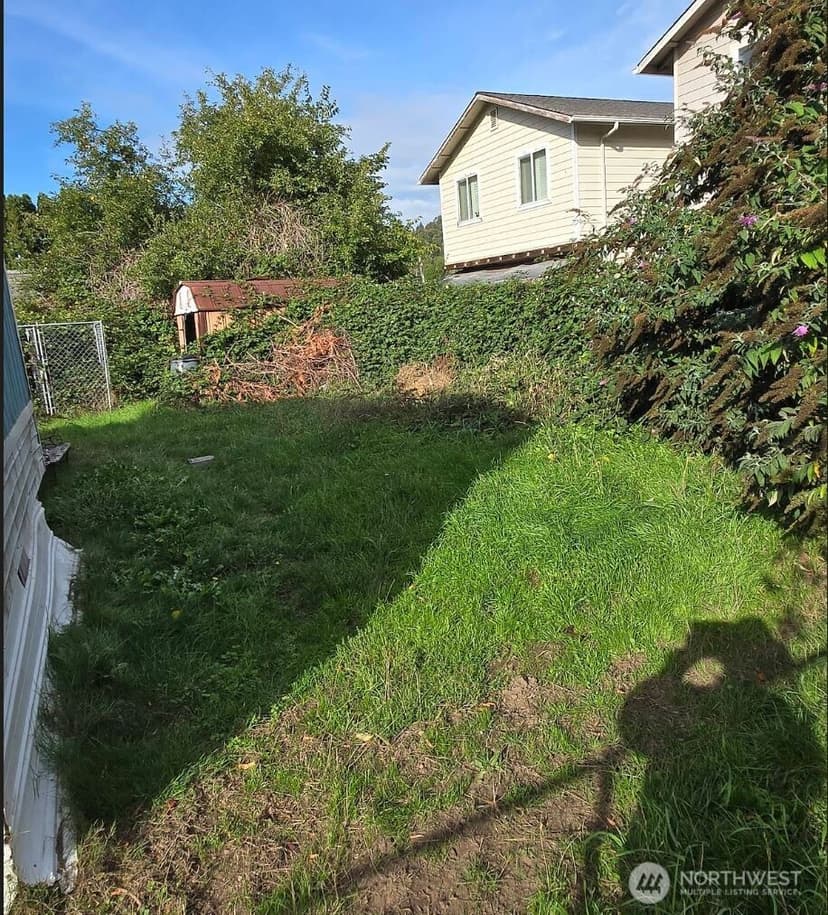 Property photo for 12252 45th Avenue S, Tukwila photo 8