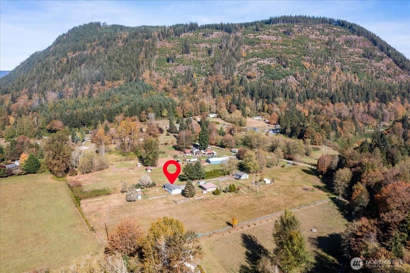 Property photo for 14428 Jim Creek Rd, Arlington photo 30