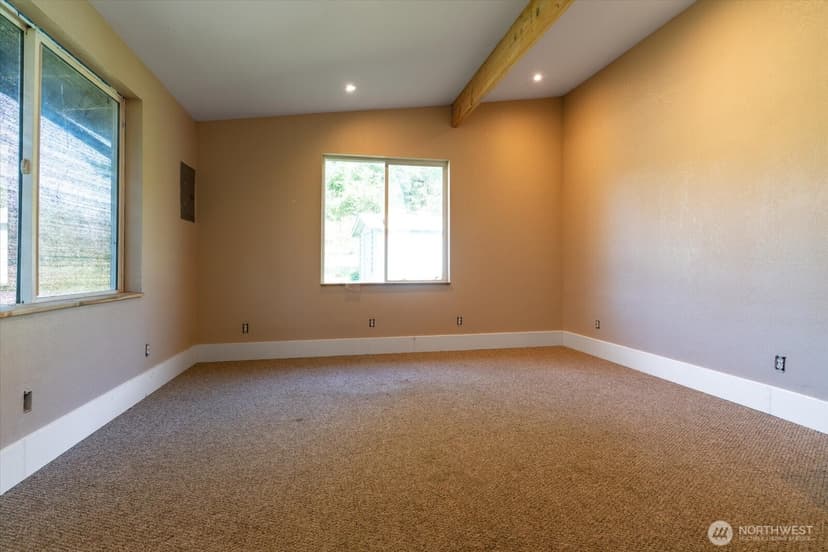 Property photo for 14428 Jim Creek Rd, Arlington photo 10