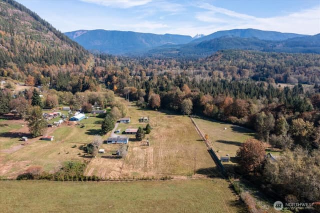 Property photo for 14428 Jim Creek Rd, Arlington