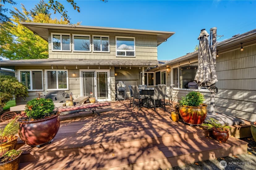 Property photo for 3566 Sunset Drive W, University Place photo 10
