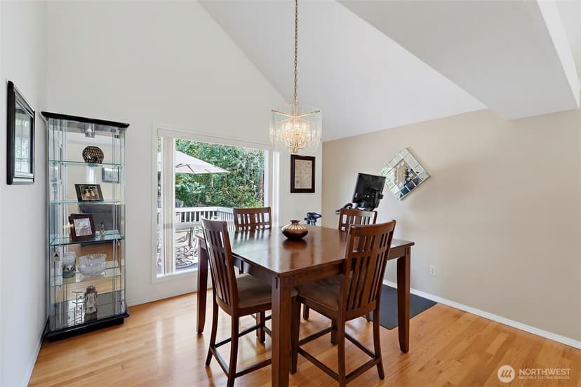 Property photo for 1105 SW 352nd Street, Federal Way photo 15