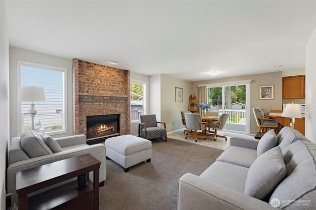 Property photo for 1105 SW 352nd Street, Federal Way photo 4