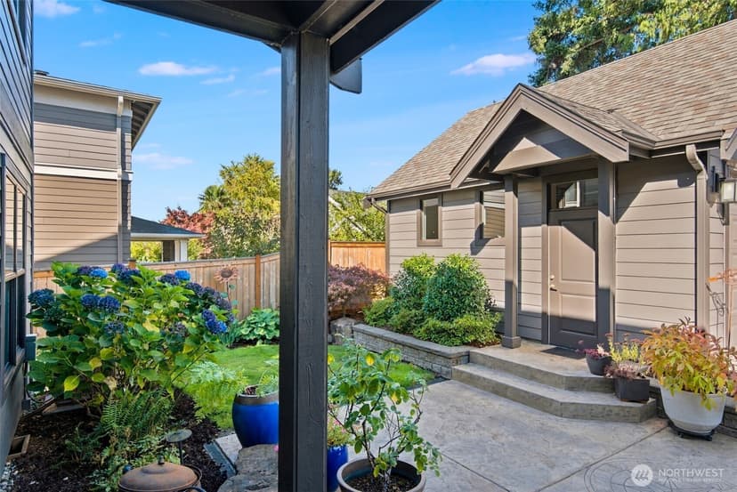 Property photo for 120 12th Avenue, Kirkland photo 9