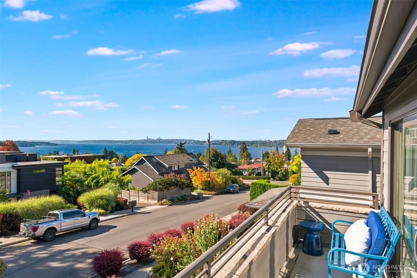 Property photo for 120 12th Avenue, Kirkland photo 14