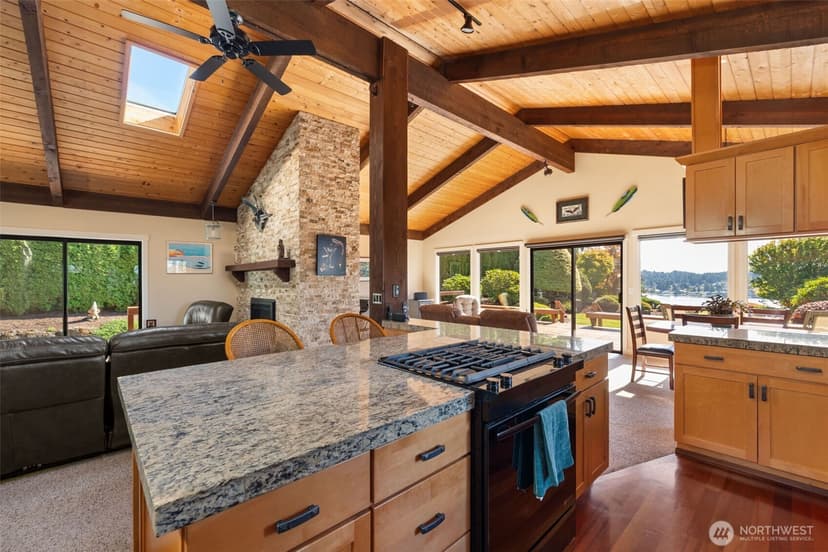 Property photo for 9001 Warren Drive NW, Gig Harbor photo 6