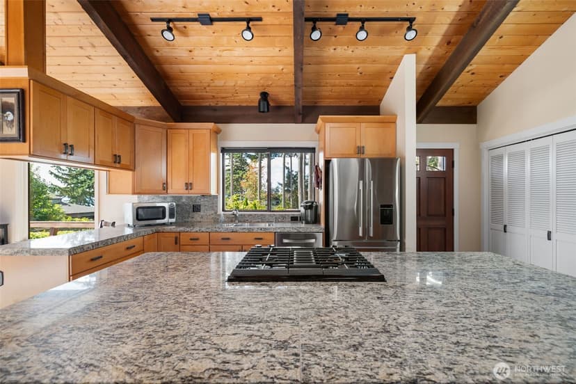 Property photo for 9001 Warren Drive NW, Gig Harbor photo 9
