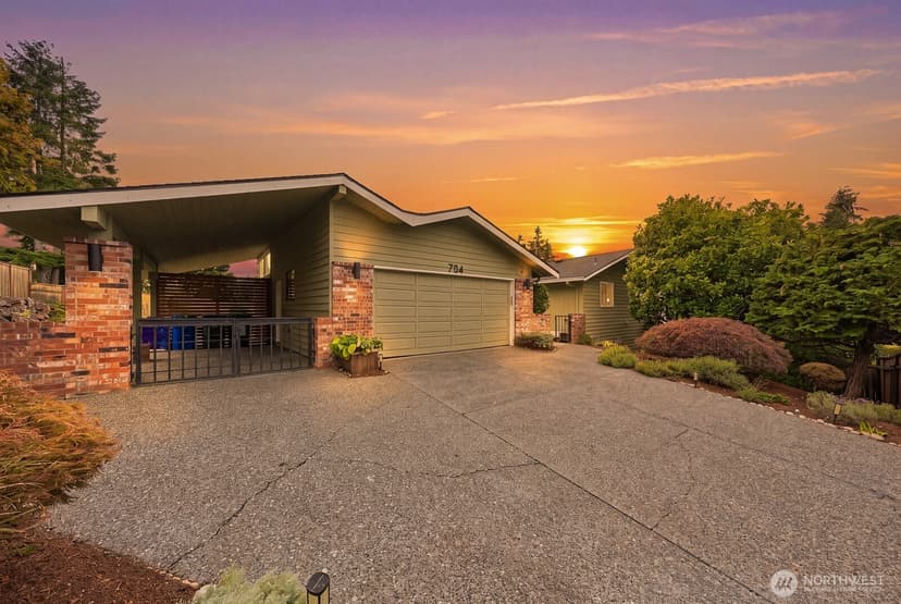 Property photo for 7114 164th Street SW, Edmonds photo 35