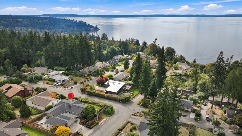 Property photo for 7114 164th Street SW, Edmonds photo 32